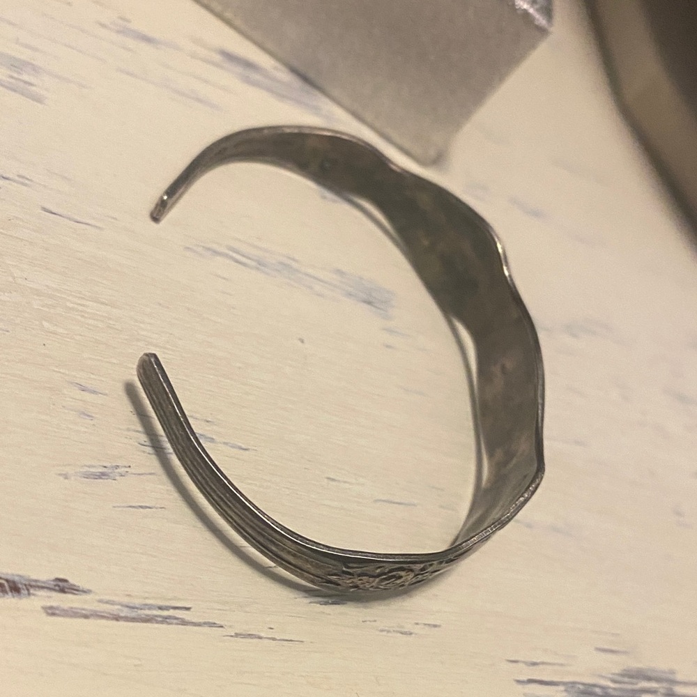 Silver Spoon Bangle - Picture 3 of 8